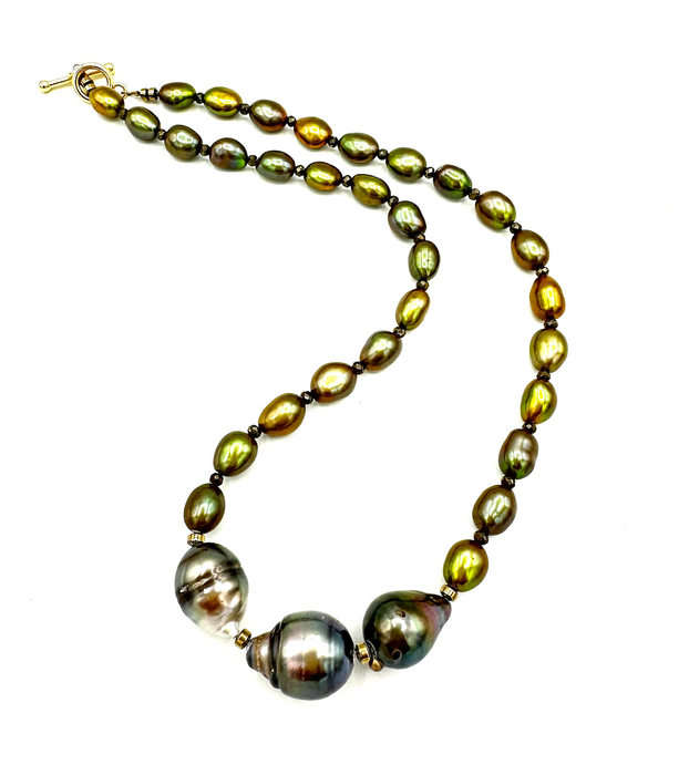 Pistachio Pearls -Fresh water pearls with Tahitian pearls