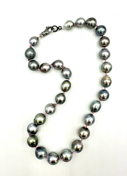 Silver Streak - Silver Blue Tahitian pearls knotted on silk