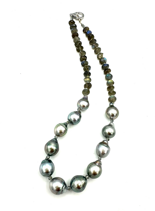 Demi Streak - Silver Blue Tahitian pearls with Labradorite