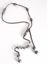 18 PLANETS: TAHITIAN 18 PEARL LARIAT